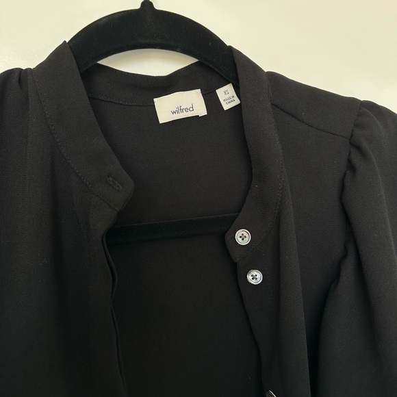 Black Aritzia Wilfred Blouse - Size XS - Picture 6 of 9